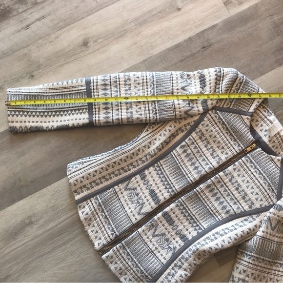 H&M Full Zip Modern Boho Embroidered Blazer w Shoulder Pads Sz 32 - Picture 10 of 11